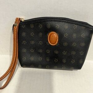 KENZIA Elegant Black and Brown Wristlet